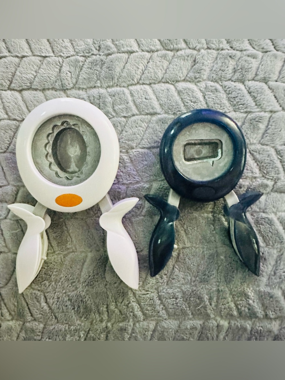 Set of Two Craft Paper Punchers — White & Navy